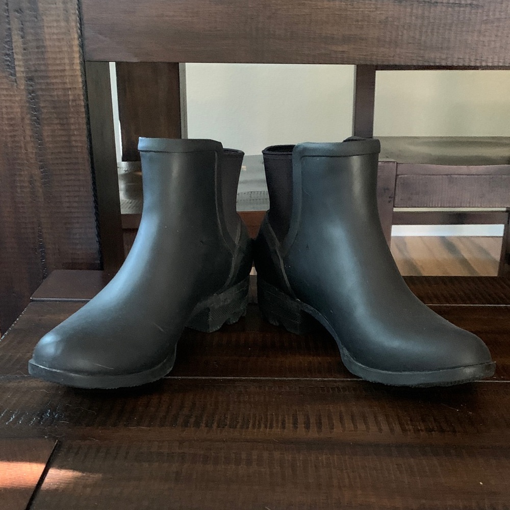 Sorel Black Waterproof Ankle Boots